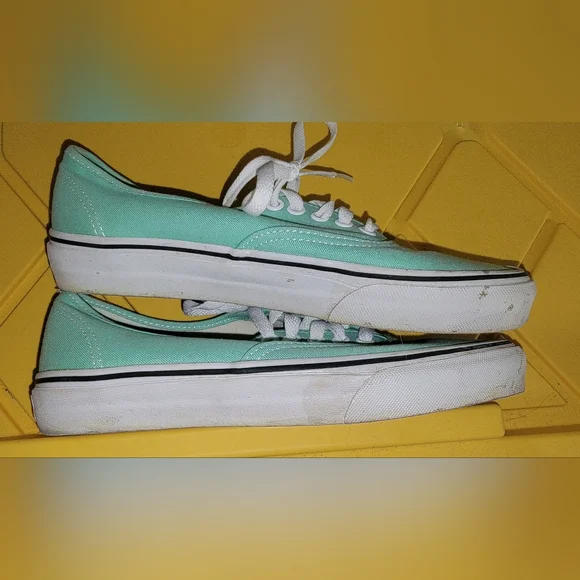 Womens Vans Shoes Size 8 - Picture 6 of 7